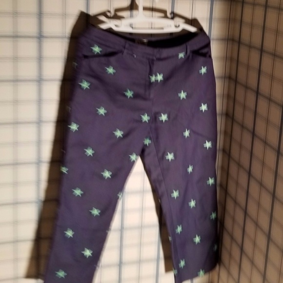 Lilly - Picture 1 of 3